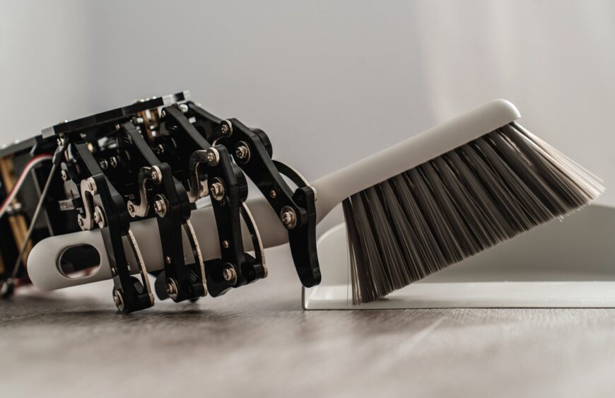 robotic-hand-skillfully-using-a-dustpan-and-brush-2024-10-13-05-54-31-utc