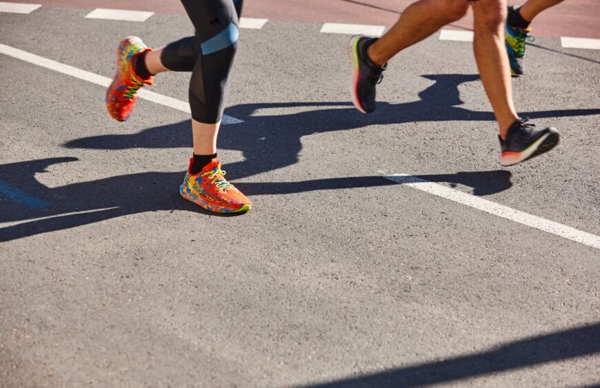 runners-on-the-street-healthy-lifestyle-jogging-2025-01-27-16-39-56-utc